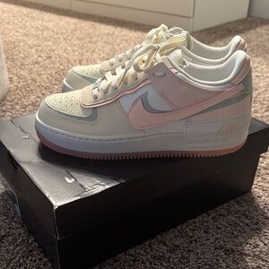 Nike Women’s AF1 Shadow